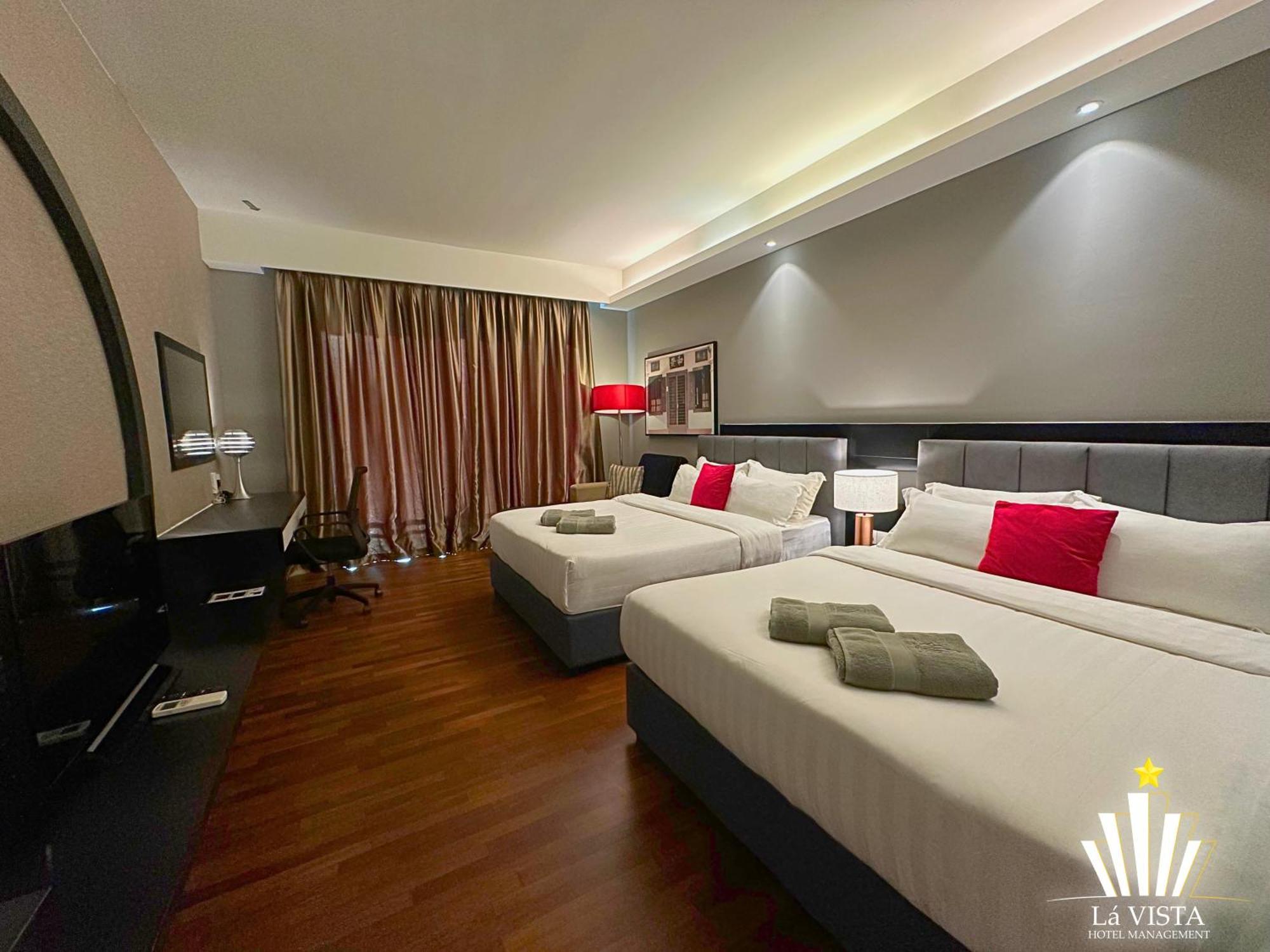The Shore Hotel & Residences By La Vista Malacca Exterior photo
